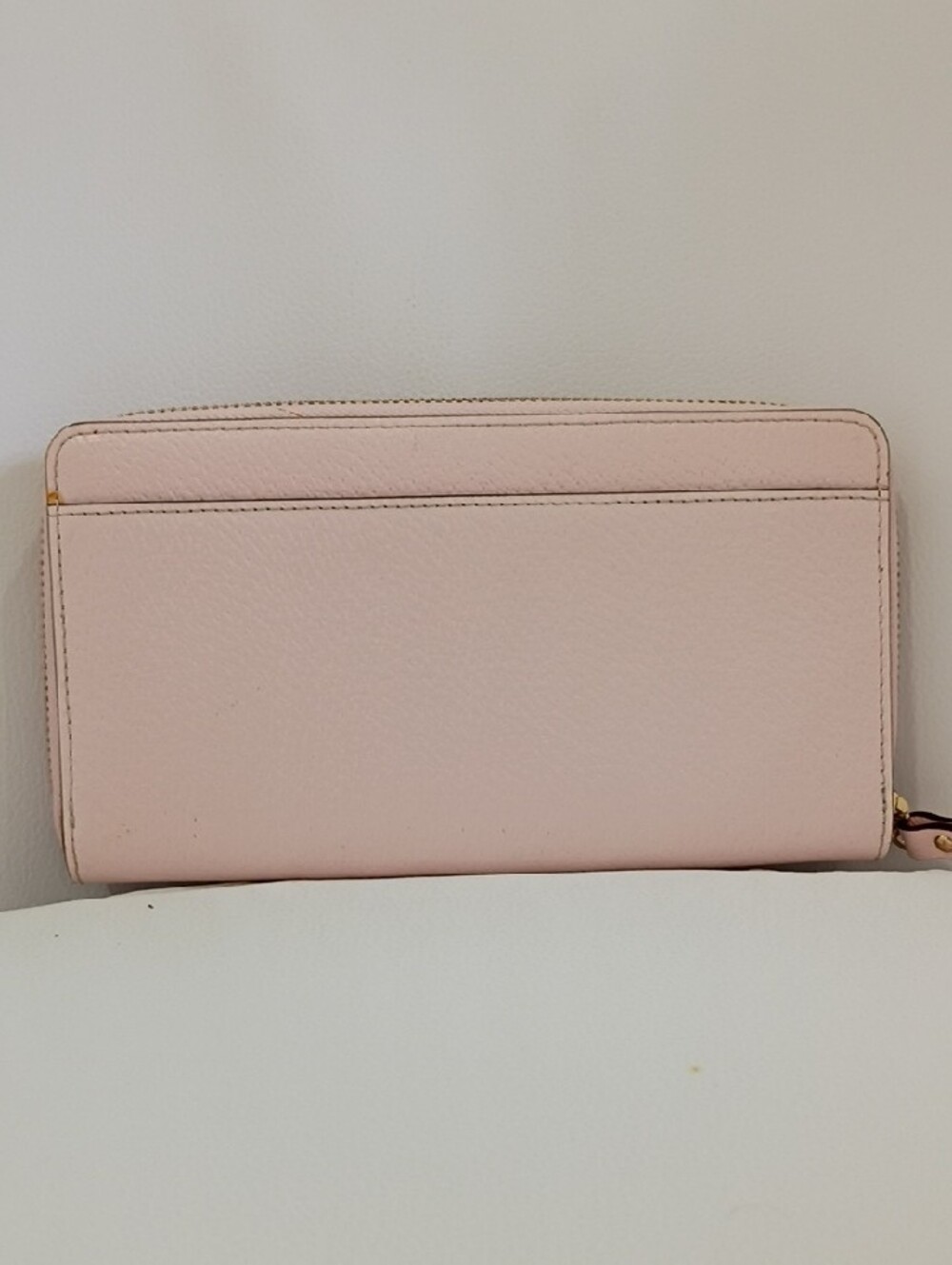 Kate Spade New York Pale Pink Zip-Around Pebbled Leather Wallet - Picture 2 of 11